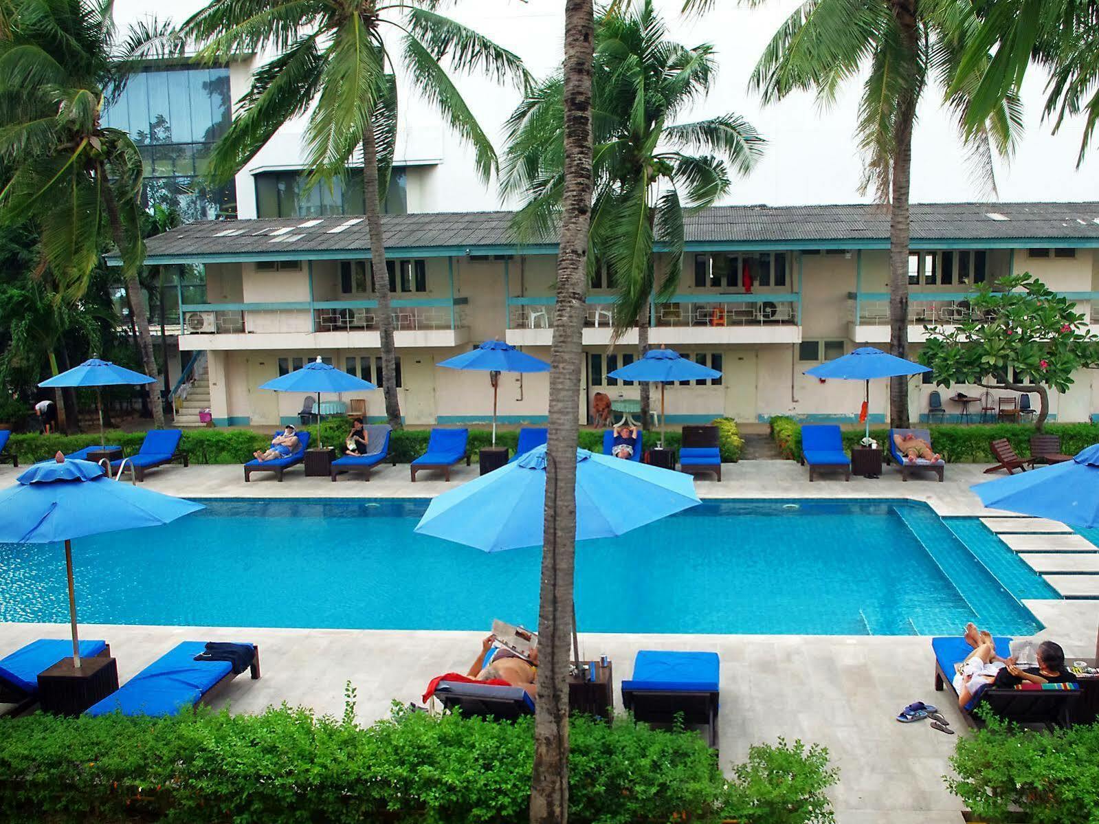 Nautical Inn Pattaya Exterior foto